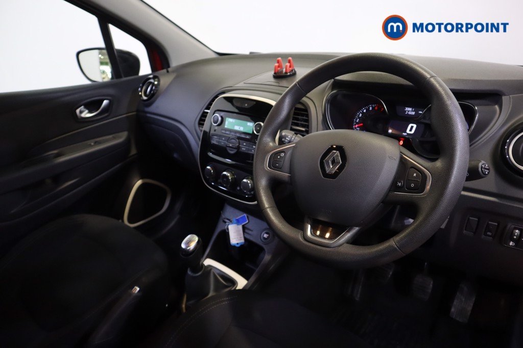 Renault Captur Play Manual Petrol SUV - Stock Number (1535419) - 1st supplementary image