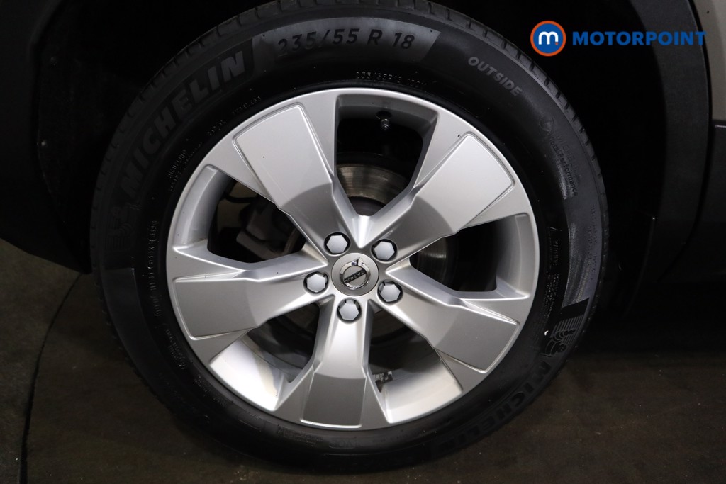 Volvo Xc40 Momentum Manual Petrol SUV - Stock Number (1539141) - 14th supplementary image