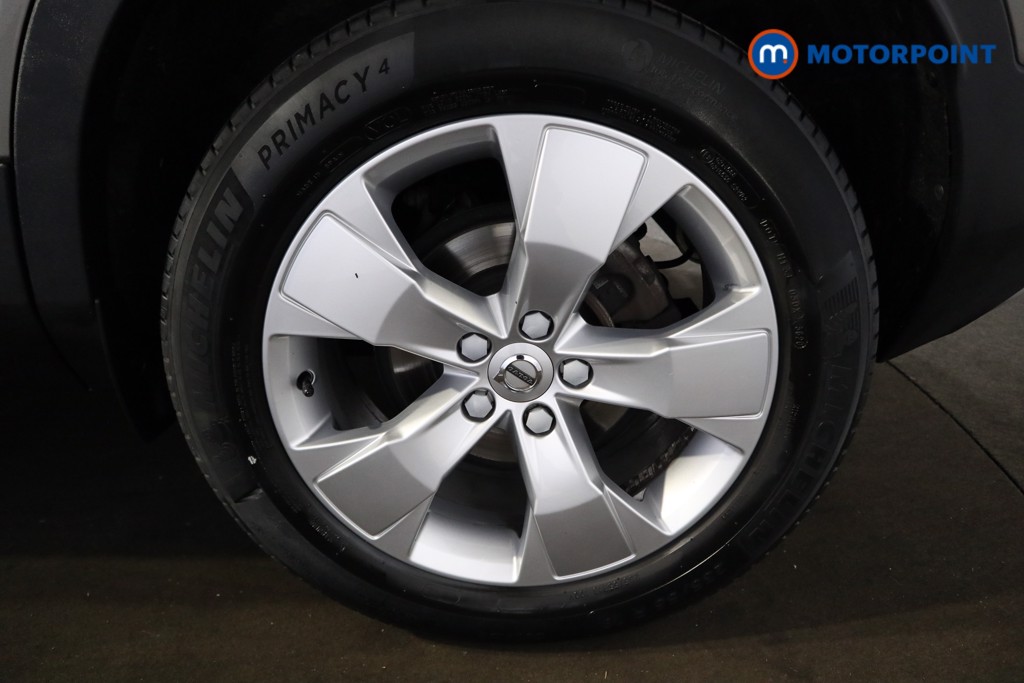 Volvo Xc40 Momentum Manual Petrol SUV - Stock Number (1539141) - 17th supplementary image