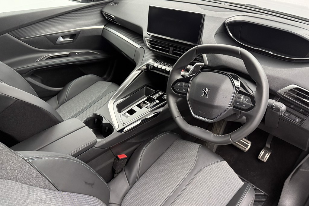 Peugeot 5008 Allure Automatic Petrol SUV - Stock Number (1539670) - 1st supplementary image