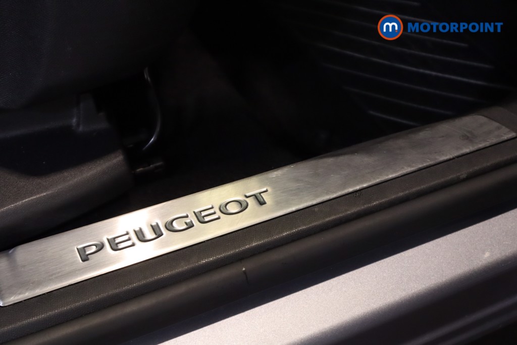 Peugeot 5008 Allure Automatic Petrol SUV - Stock Number (1539672) - 14th supplementary image