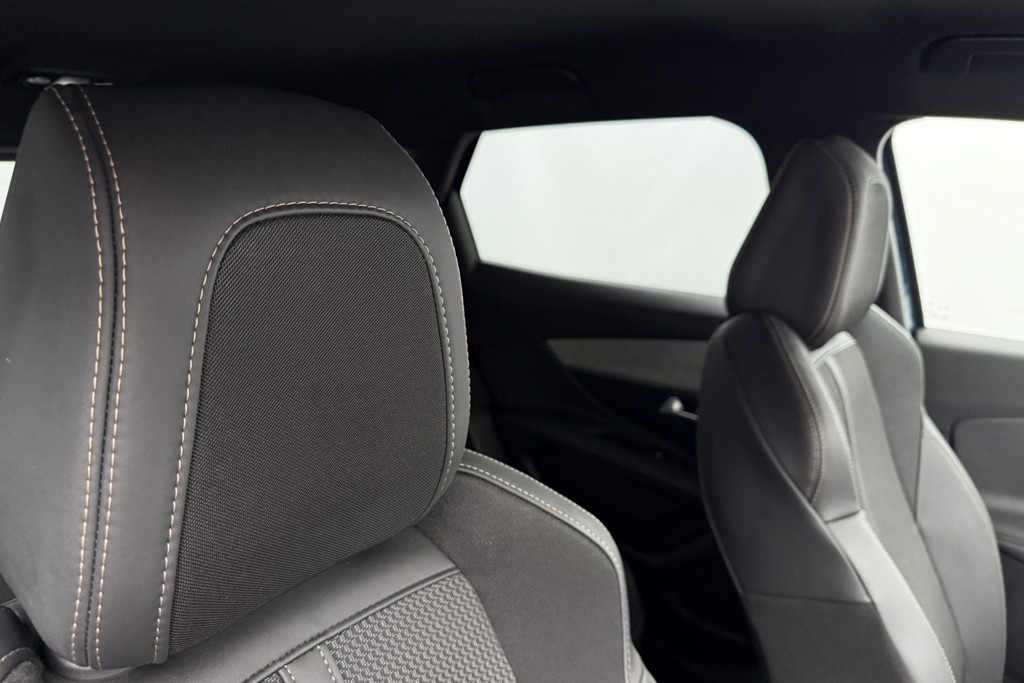 Peugeot 3008 GT Automatic Diesel SUV - Stock Number (1539703) - 19th supplementary image
