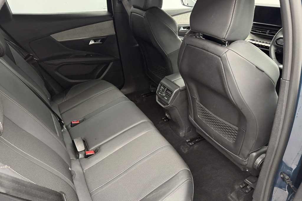 Peugeot 3008 GT Automatic Diesel SUV - Stock Number (1539703) - 20th supplementary image