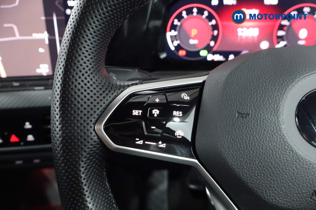 Volkswagen Golf R-Line Automatic Petrol Hatchback - Stock Number (1541798) - 7th supplementary image