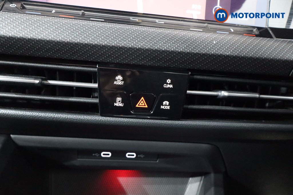 Volkswagen Golf R-Line Automatic Petrol Hatchback - Stock Number (1541798) - 14th supplementary image
