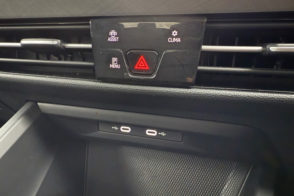 Volkswagen Golf Life Manual Petrol Hatchback - Stock Number (1541907) - 15th supplementary image