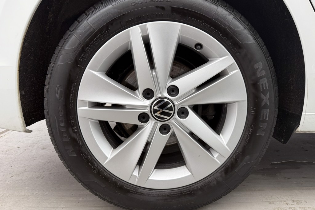 Volkswagen Golf Life Manual Petrol Hatchback - Stock Number (1541907) - 31st supplementary image