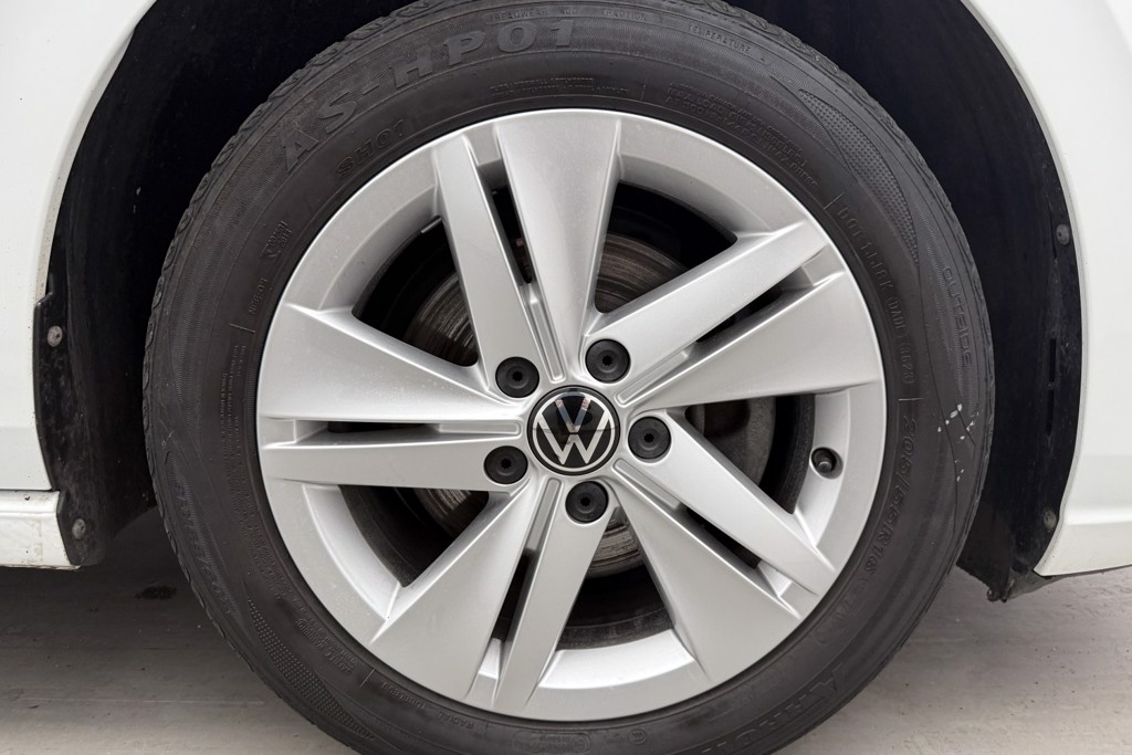 Volkswagen Golf Life Manual Petrol Hatchback - Stock Number (1541907) - 32nd supplementary image