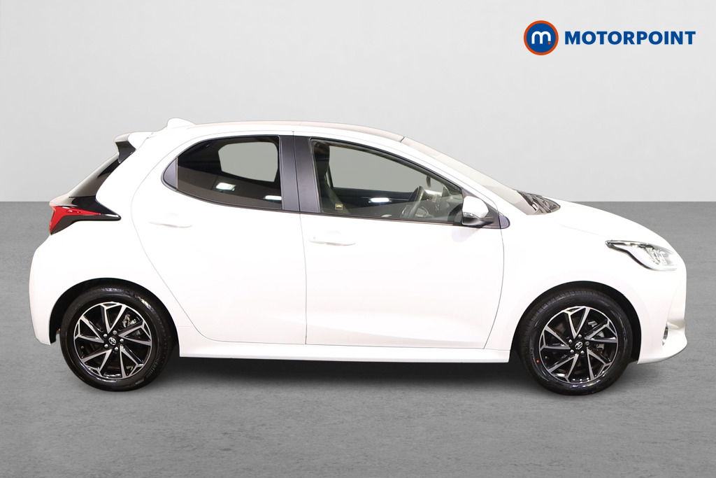 Toyota Yaris Design Automatic Petrol-Electric Hybrid Hatchback - Stock Number (1541910) - Drivers side