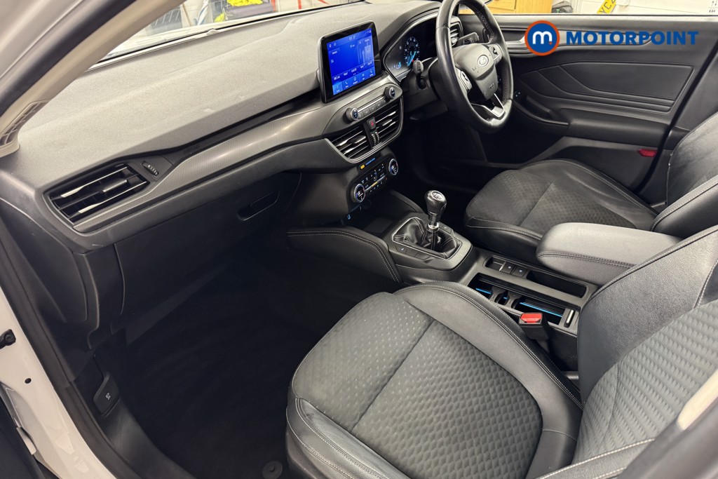 Ford Focus Titanium X Manual Petrol Hatchback - Stock Number (1542597) - 7th supplementary image