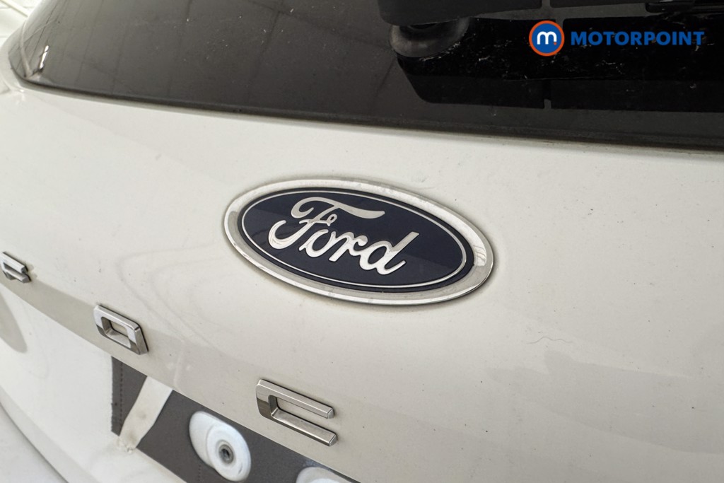 Ford Focus Titanium X Manual Petrol Hatchback - Stock Number (1542597) - 18th supplementary image