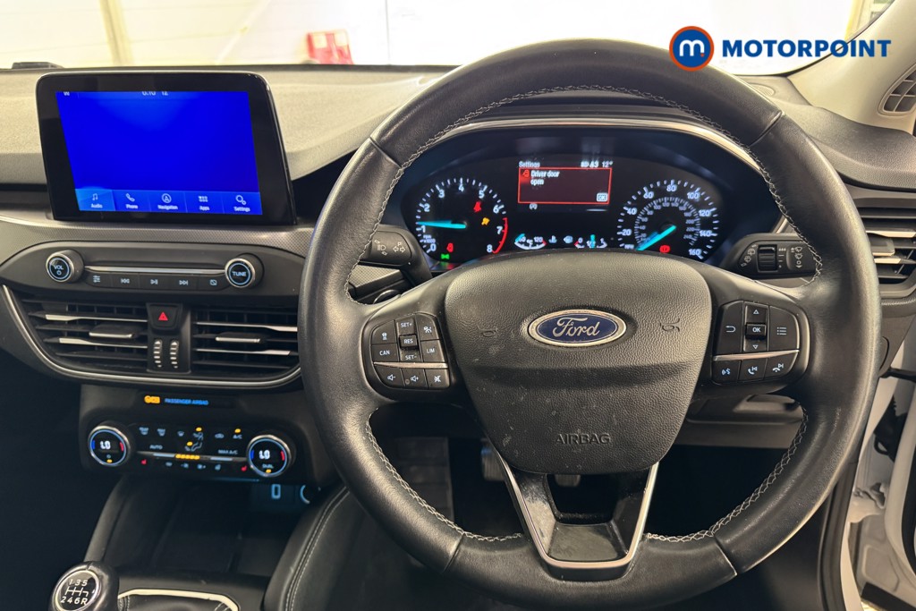 Ford Focus Titanium X Manual Petrol Hatchback - Stock Number (1542597) - 1st supplementary image