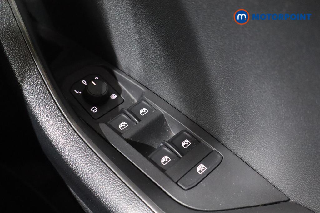 Skoda Karoq Sport Line Automatic Petrol SUV - Stock Number (1542783) - 13th supplementary image