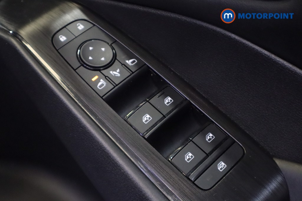 Nissan Qashqai Acenta Premium Manual Petrol SUV - Stock Number (1542913) - 13th supplementary image