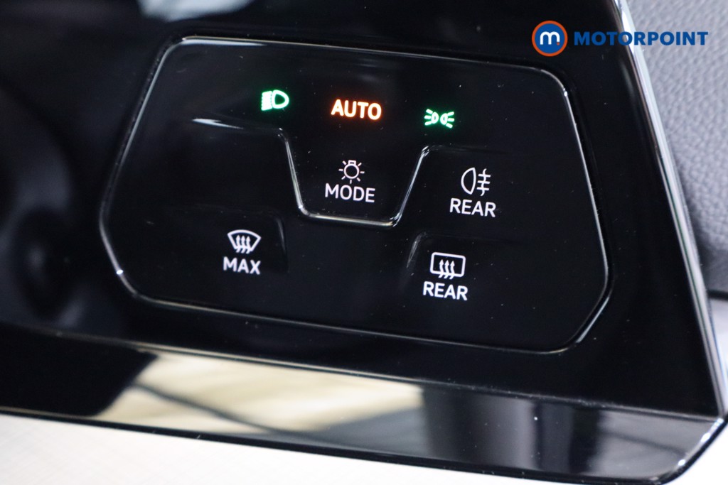 Volkswagen Golf Life Manual Petrol Hatchback - Stock Number (1543051) - 7th supplementary image