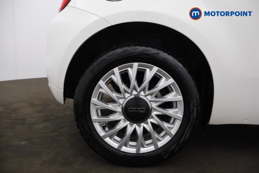 Fiat 500 Dolcevita Manual Petrol-Electric Hybrid Hatchback - Stock Number (1543065) - 17th supplementary image