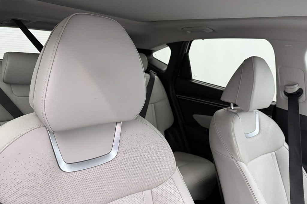 Hyundai Tucson Ultimate Automatic Petrol Plug-In Hybrid SUV - Stock Number (1544002) - 11th supplementary image