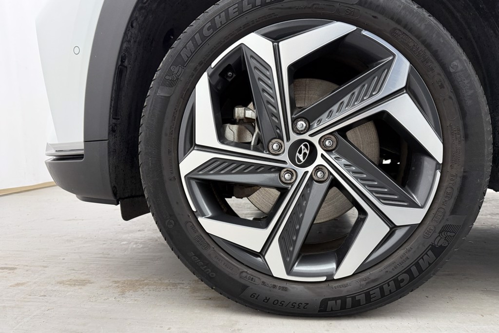 Hyundai Tucson Ultimate Automatic Petrol Plug-In Hybrid SUV - Stock Number (1544002) - 21st supplementary image