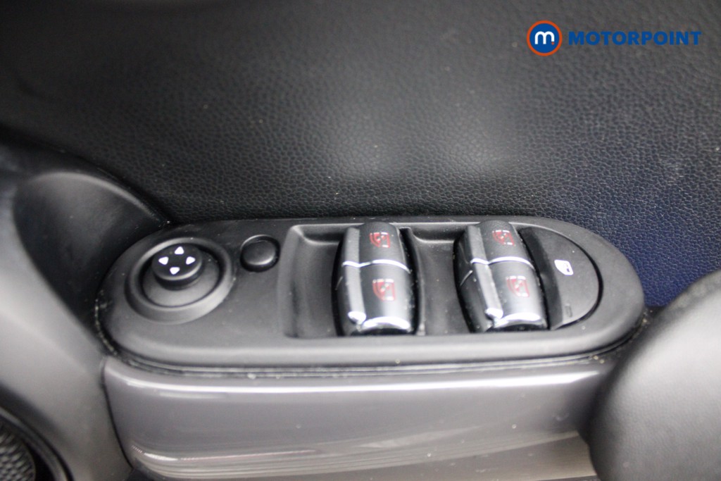 Mini Hatchback Cooper Sport Manual Petrol Hatchback - Stock Number (1544664) - 15th supplementary image