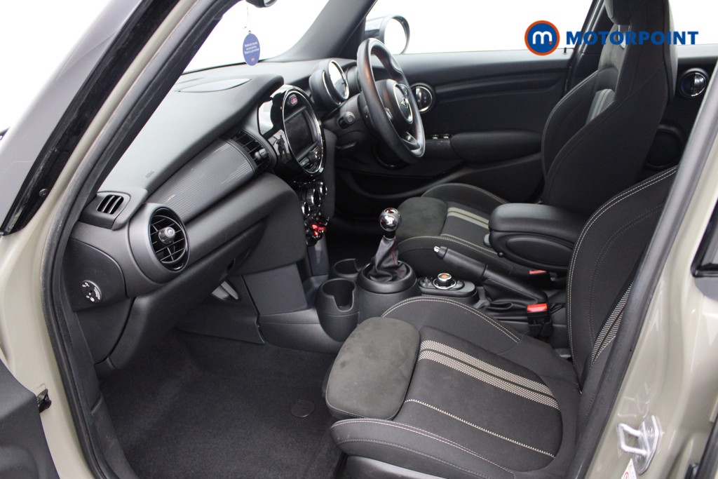 Mini Hatchback Cooper Sport Manual Petrol Hatchback - Stock Number (1544664) - 1st supplementary image