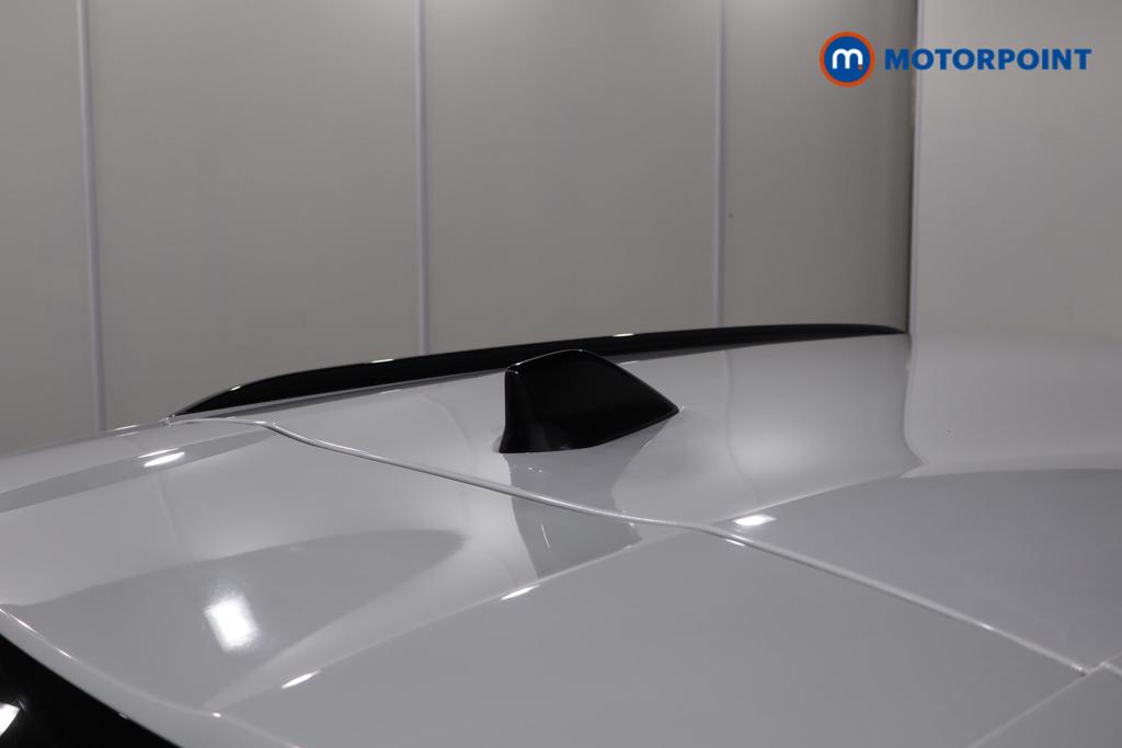Peugeot 2008 Allure Manual Petrol SUV - Stock Number (1545180) - 21st supplementary image