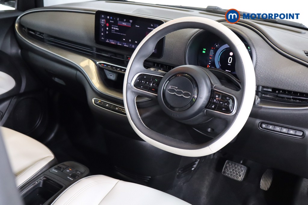 Fiat 500 La Prima Automatic Electric Convertible - Stock Number (1545212) - 1st supplementary image