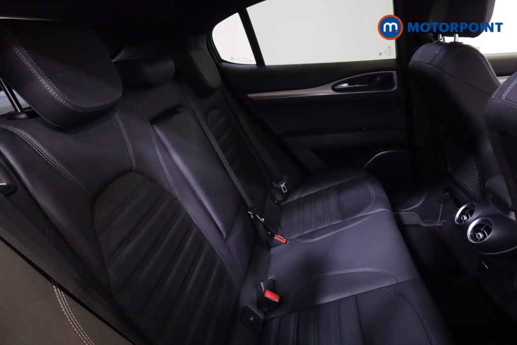 Alfa Romeo Stelvio Veloce Automatic Petrol SUV - Stock Number (1545319) - 7th supplementary image