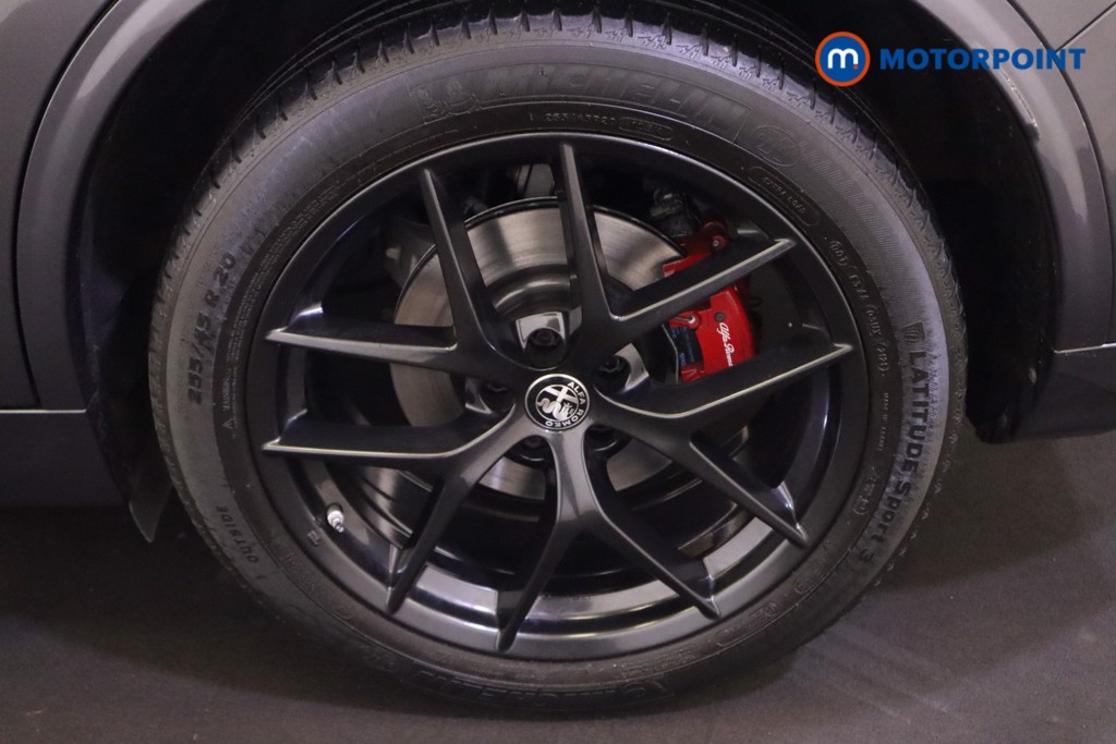 Alfa Romeo Stelvio Veloce Automatic Petrol SUV - Stock Number (1545319) - 9th supplementary image