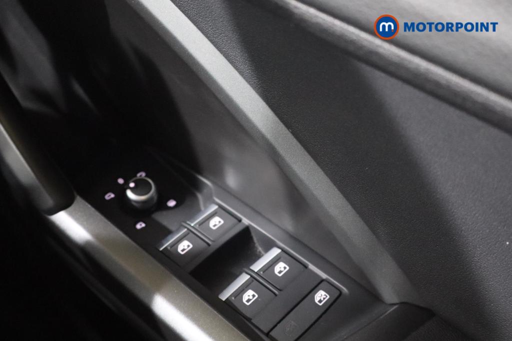 Audi Q3 S Line Automatic Diesel SUV - Stock Number (1545520) - 12th supplementary image