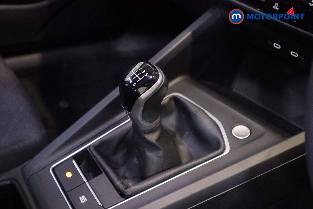 Volkswagen Golf Life Manual Diesel Estate - Stock Number (1545810) - 5th supplementary image