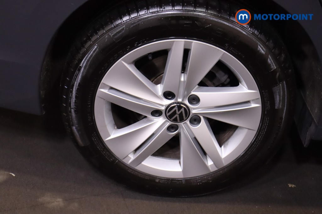 Volkswagen Golf Life Manual Diesel Estate - Stock Number (1545810) - 12th supplementary image