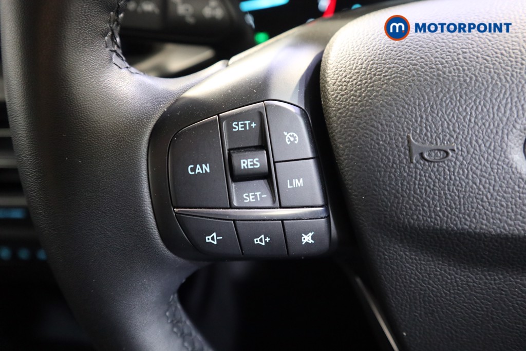 Ford Focus Titanium Manual Petrol Hatchback - Stock Number (1545844) - 3rd supplementary image