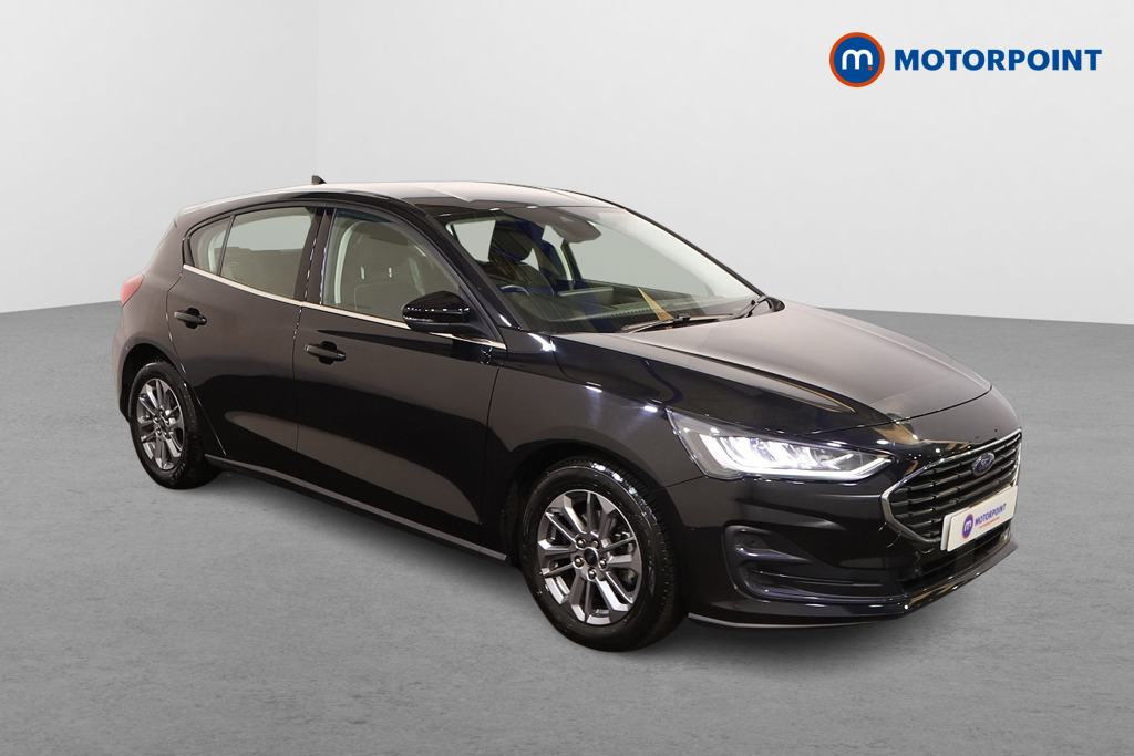 Ford Focus Titanium Manual Petrol Hatchback - Stock Number (1545844) - Drivers side front corner