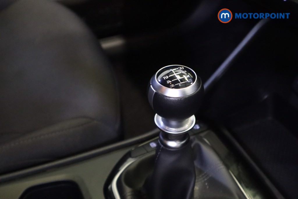 Hyundai Tucson Se Connect Manual Petrol SUV - Stock Number (1545856) - 5th supplementary image
