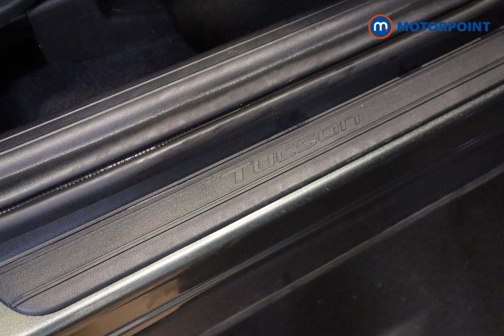 Hyundai Tucson Se Connect Manual Petrol SUV - Stock Number (1545856) - 14th supplementary image