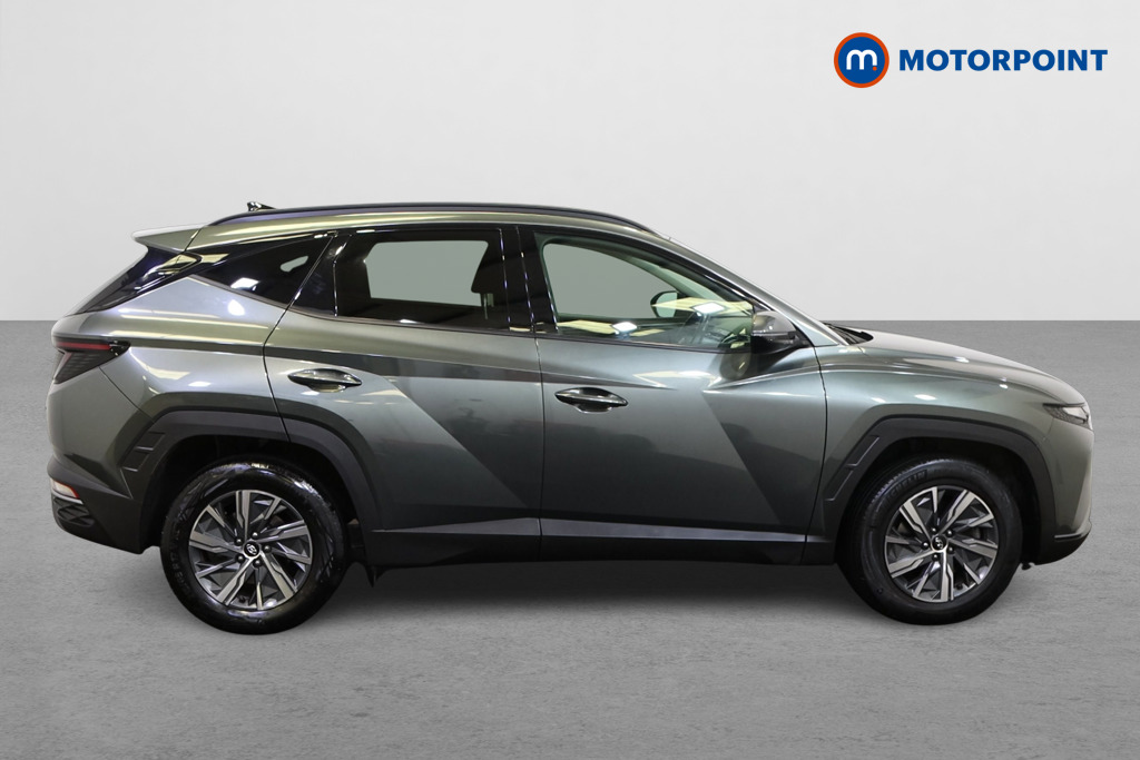 Hyundai Tucson Se Connect Manual Petrol SUV - Stock Number (1545856) - Drivers side