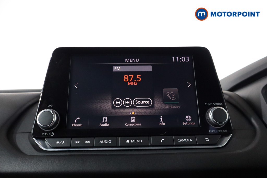 Nissan Qashqai Acenta Premium Automatic Petrol SUV - Stock Number (1546406) - 2nd supplementary image