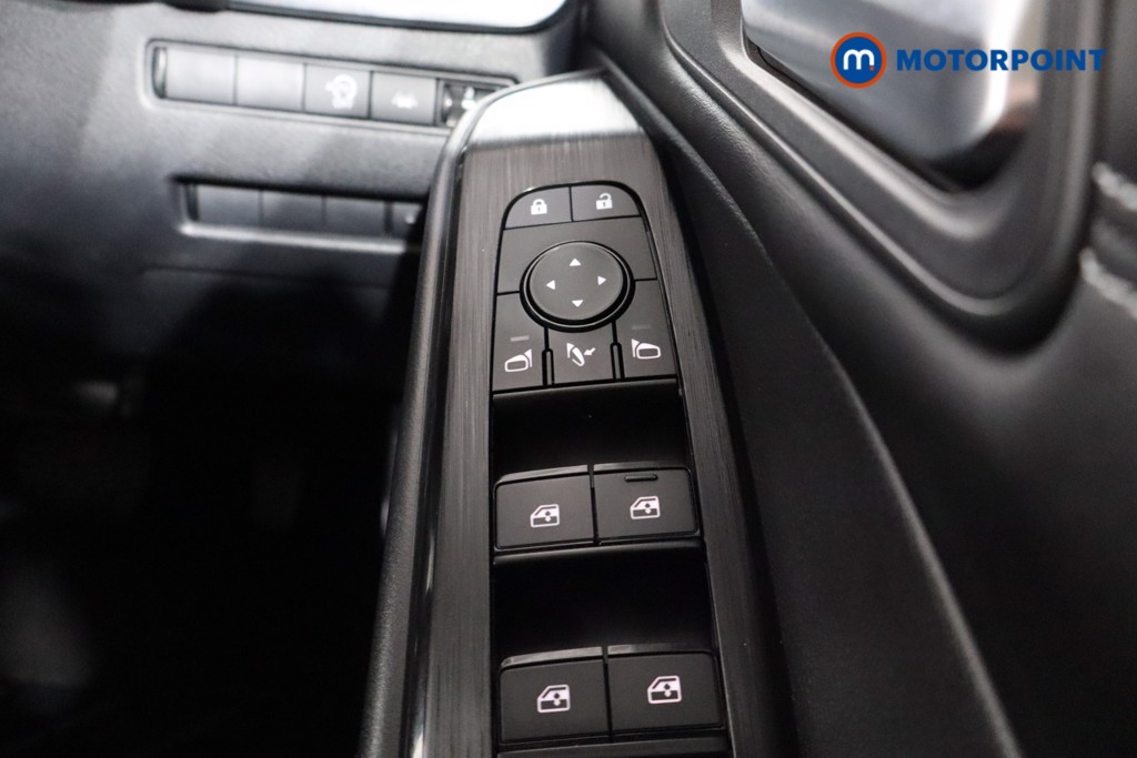 Nissan Qashqai Acenta Premium Automatic Petrol SUV - Stock Number (1546406) - 16th supplementary image