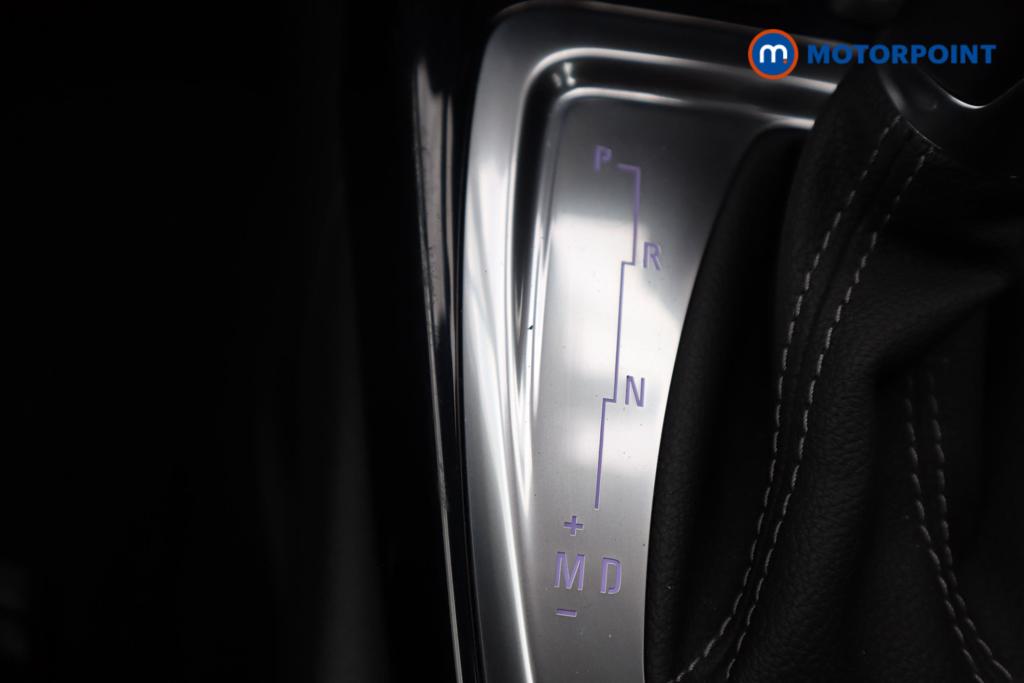 Vauxhall Crossland Design Automatic Petrol SUV - Stock Number (1546604) - 9th supplementary image
