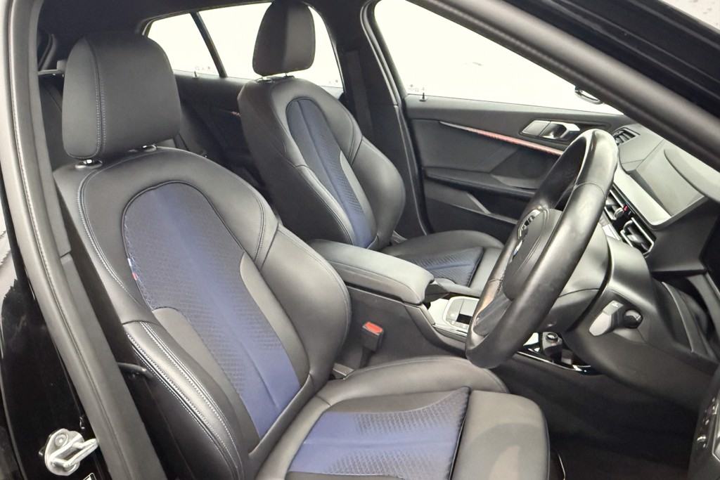 BMW 1 Series M Sport Automatic Petrol Hatchback - Stock Number (1546832) - 17th supplementary image