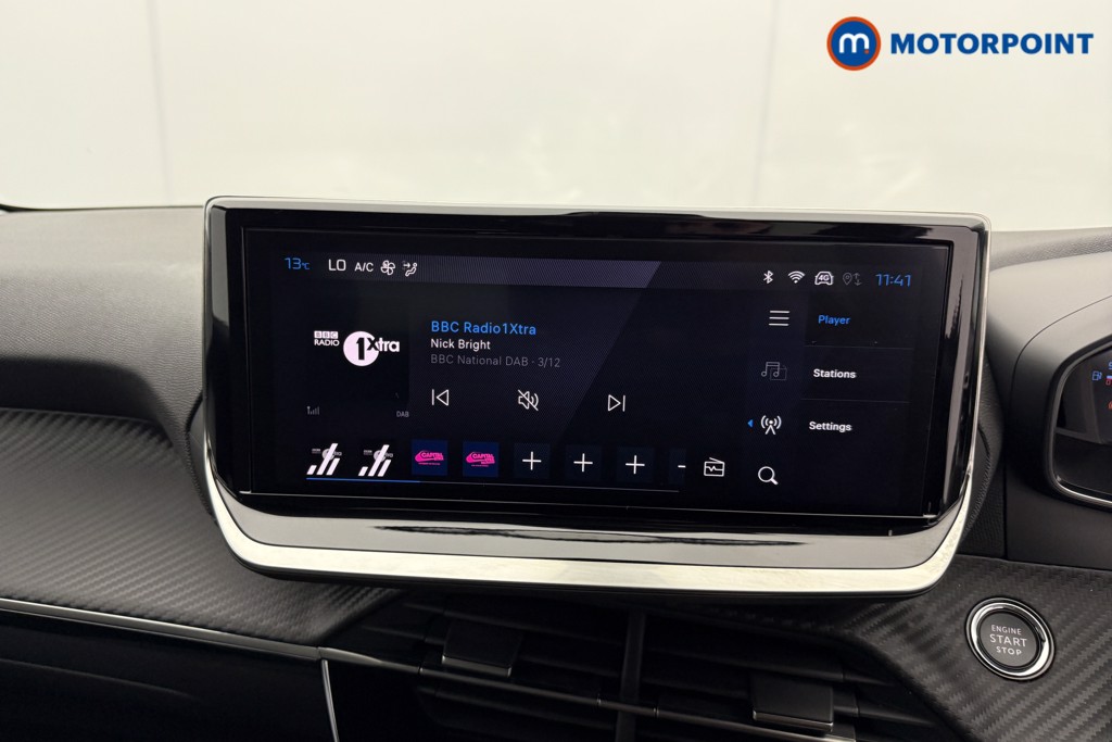 Peugeot 208 Allure Automatic Petrol-Electric Hybrid Hatchback - Stock Number (1546859) - 5th supplementary image