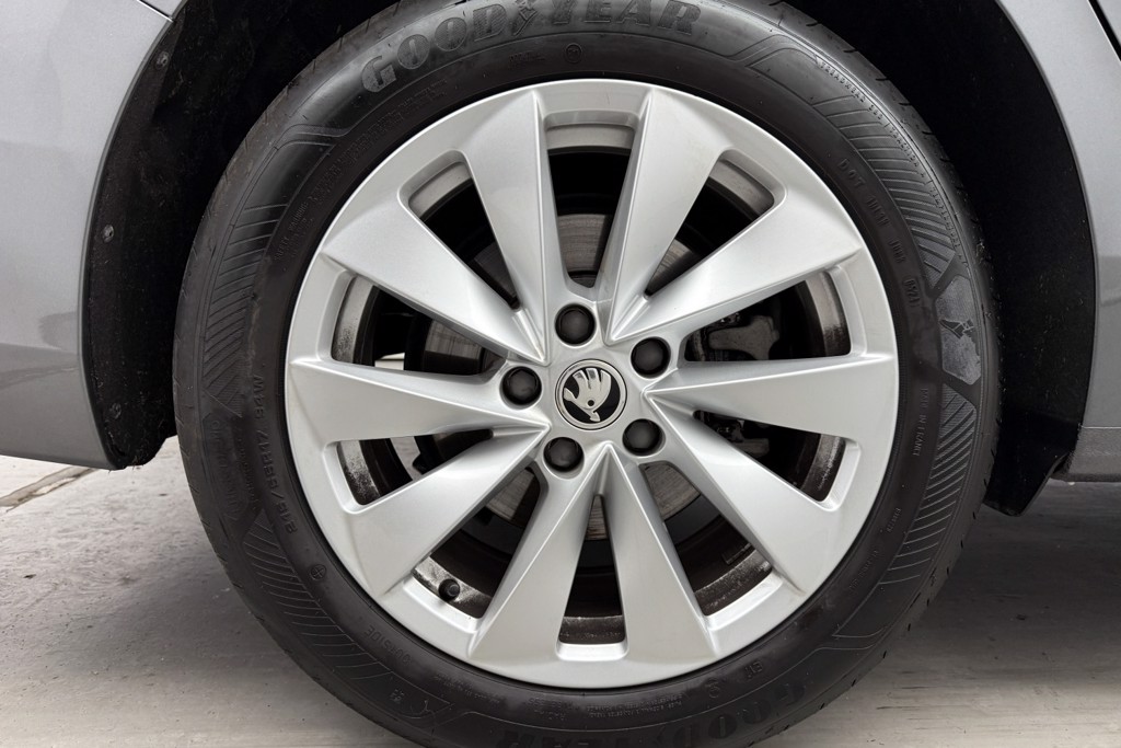 Skoda Superb Se Technology Automatic Petrol Estate - Stock Number (1546867) - 33rd supplementary image