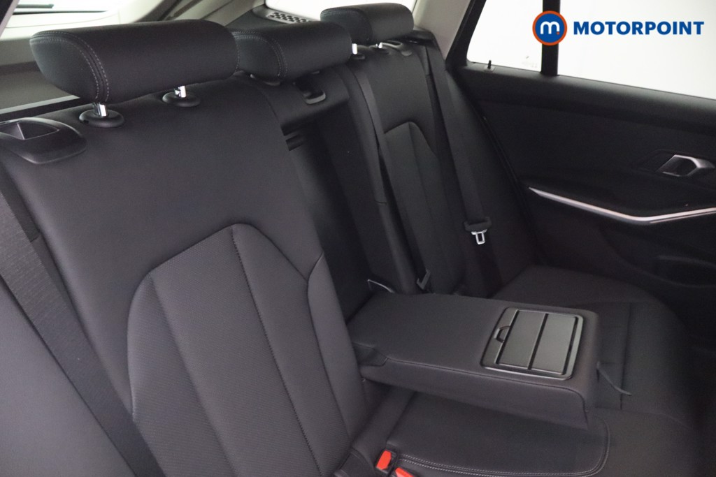 BMW 3 Series Sport Automatic Petrol Estate - Stock Number (1546884) - 18th supplementary image