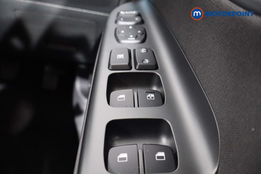 Hyundai Kona Premium Manual Petrol-Electric Hybrid SUV - Stock Number (1546916) - 17th supplementary image
