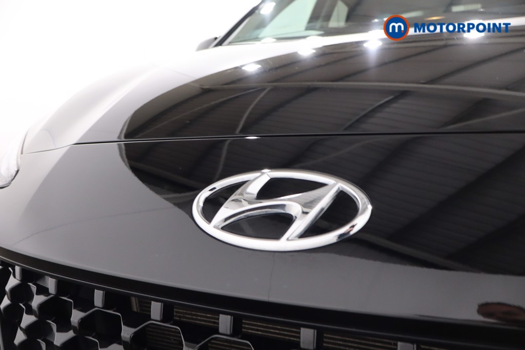 Hyundai Kona Premium Manual Petrol-Electric Hybrid SUV - Stock Number (1546916) - 20th supplementary image