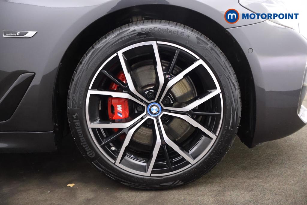 BMW 5 Series M Sport Automatic Petrol Plug-In Hybrid Estate - Stock Number (1546970) - 18th supplementary image