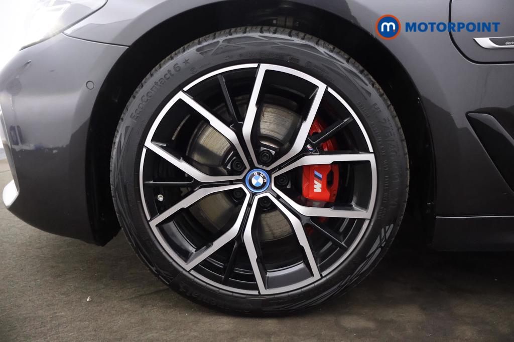 BMW 5 Series M Sport Automatic Petrol Plug-In Hybrid Estate - Stock Number (1546970) - 21st supplementary image
