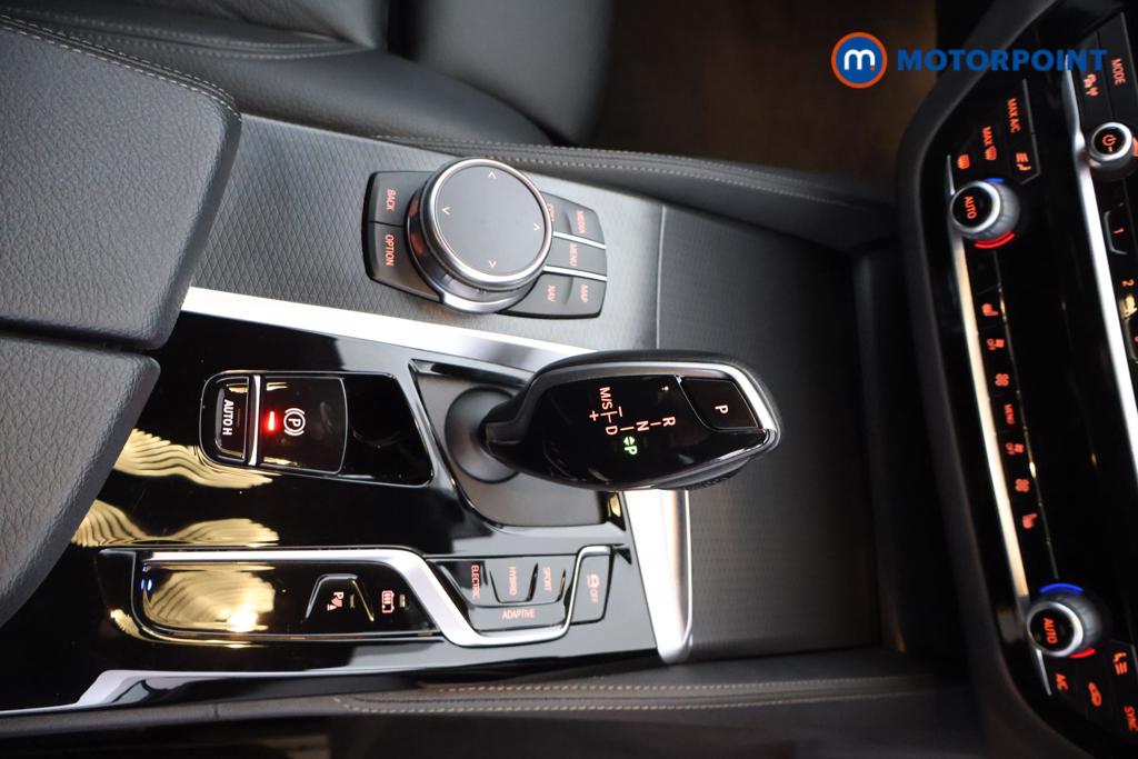 BMW 5 Series M Sport Automatic Petrol Plug-In Hybrid Estate - Stock Number (1546974) - 6th supplementary image