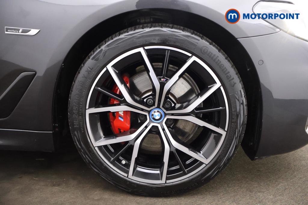 BMW 5 Series M Sport Automatic Petrol Plug-In Hybrid Estate - Stock Number (1546974) - 19th supplementary image