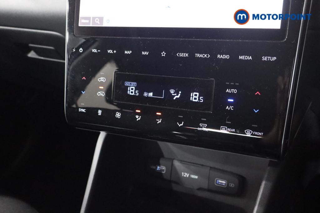 Hyundai Tucson Se Connect Manual Petrol SUV - Stock Number (1547088) - 4th supplementary image
